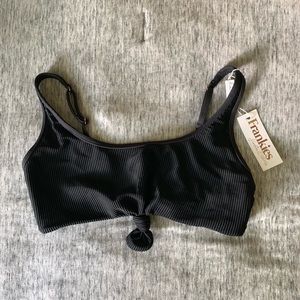 BNWT Frankie’s top